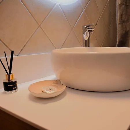 Plùma By Platinum River *